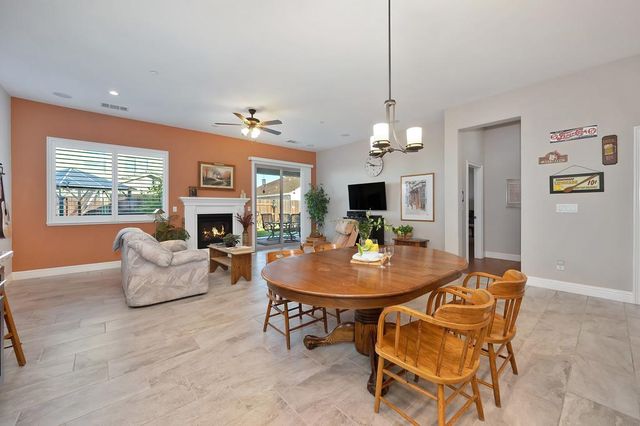 3048 Stonington Dr, Roseville, CA 95747