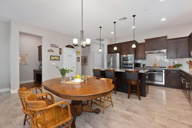 3048 Stonington Dr, Roseville, CA 95747