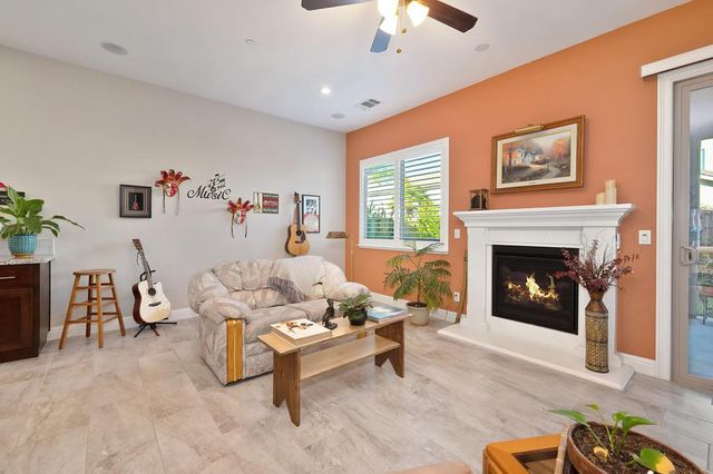 3048 Stonington Dr, Roseville, CA 95747