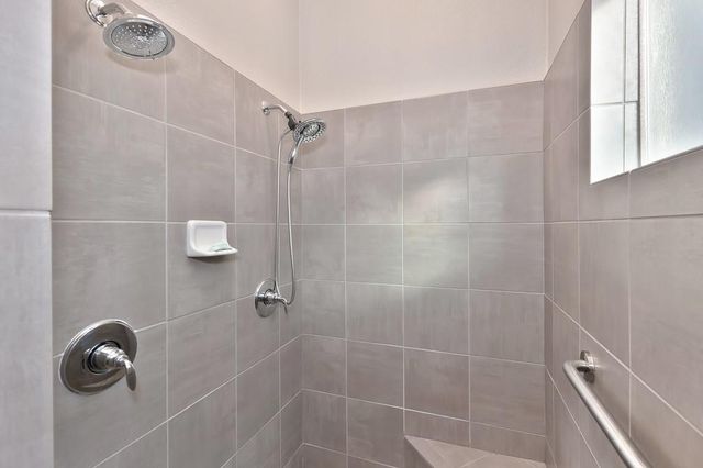 3048 Stonington Dr, Roseville, CA 95747