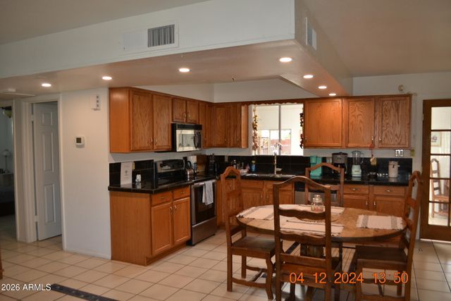 658 S PALO VERDE Drive, Apache Junction, AZ 85120