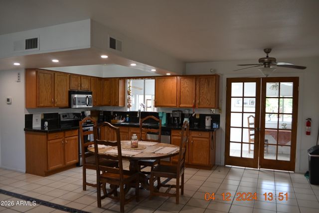 658 S PALO VERDE Drive, Apache Junction, AZ 85120