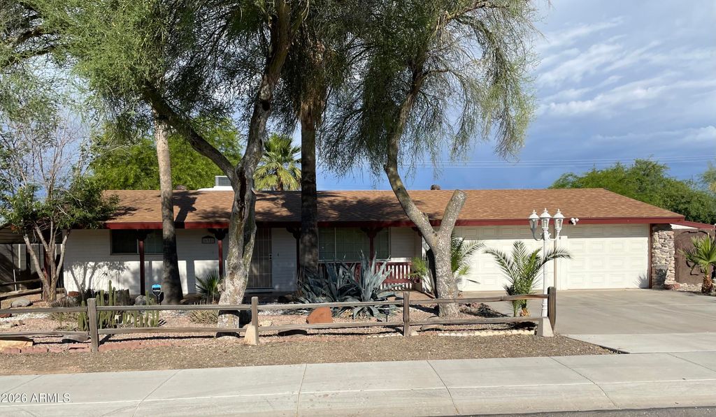 658 S PALO VERDE Drive, Apache Junction, AZ 85120