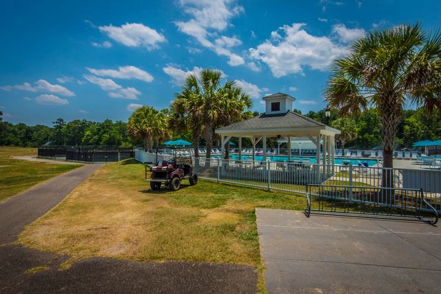 102 Amen Corner, Summerville, SC 29483