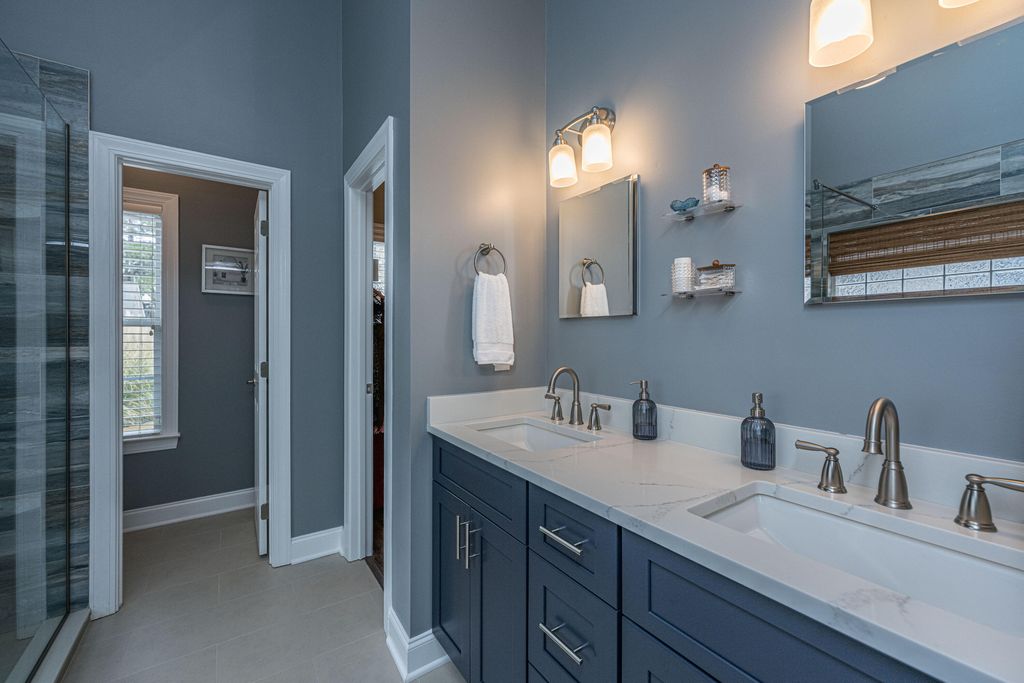 Image 13 of property listing at 102 Amen Corner, Summerville, SC 29483