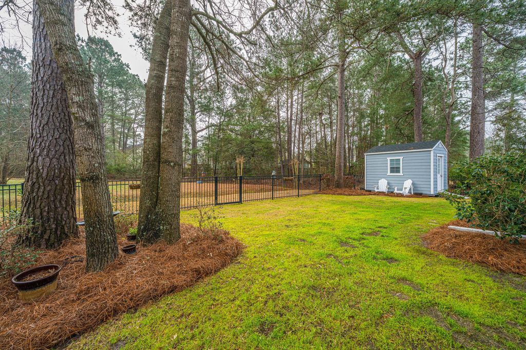 Image 29 of property listing at 102 Amen Corner, Summerville, SC 29483