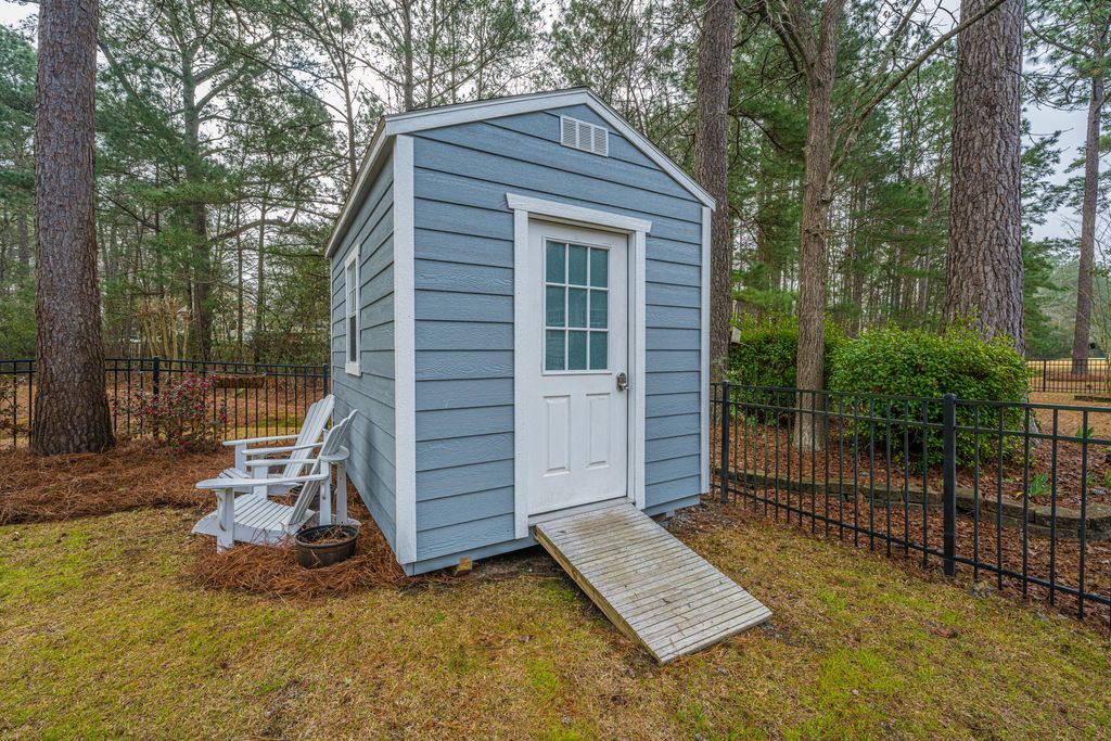 Image 30 of property listing at 102 Amen Corner, Summerville, SC 29483