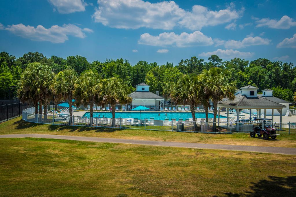 Image 44 of property listing at 102 Amen Corner, Summerville, SC 29483