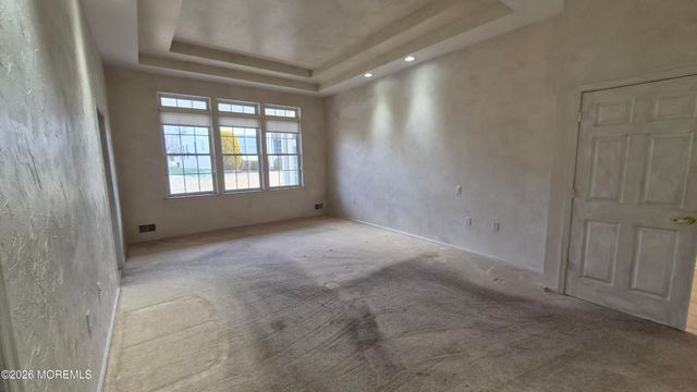 6 Saint Andrews Road, Jackson, NJ 08527