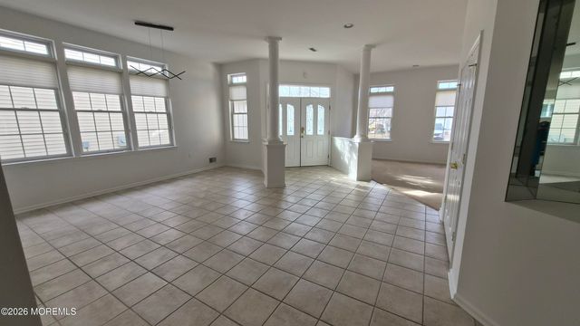 6 Saint Andrews Road, Jackson, NJ 08527