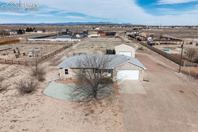 965 N Cimarron Drive, Pueblo, CO 81007