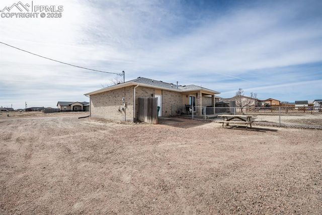 965 N Cimarron Drive, Pueblo, CO 81007