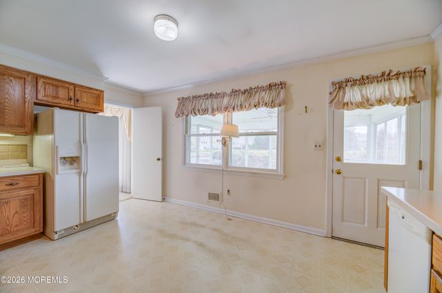 25 Buttonwood Drive, Fair Haven, NJ 07704