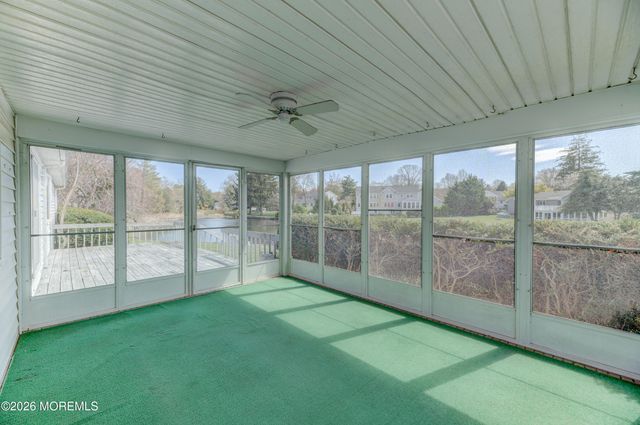 25 Buttonwood Drive, Fair Haven, NJ 07704