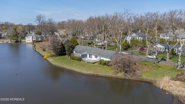 25 Buttonwood Drive, Fair Haven, NJ 07704