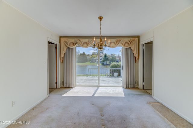 25 Buttonwood Drive, Fair Haven, NJ 07704