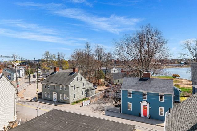 348 Maplewood Ave Apt 1, Portsmouth, NH 03801