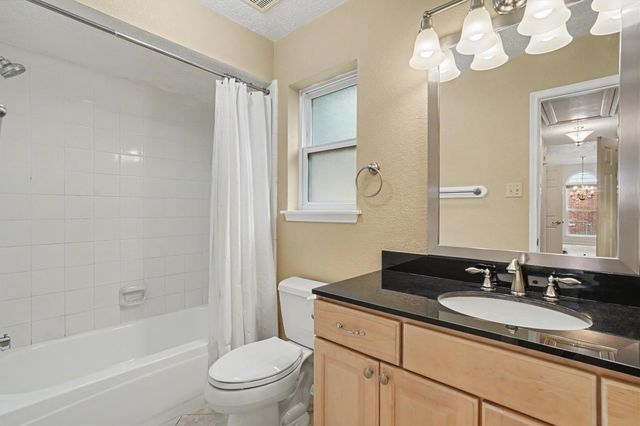 2004 Aberdeen Drive, League City, TX 77573