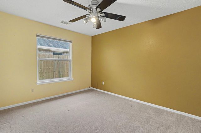 2004 Aberdeen Drive, League City, TX 77573