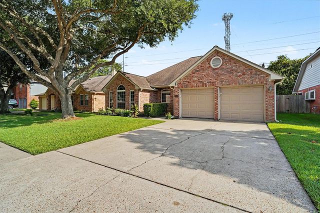 2004 Aberdeen Drive, League City, TX 77573