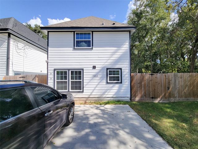7202 Sandle Street A, Houston, TX 77088