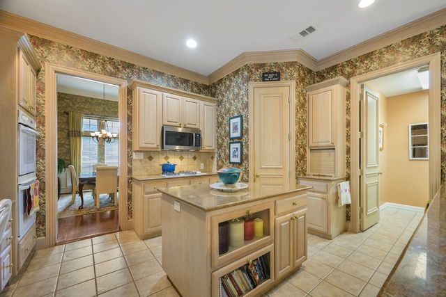 975 E Bethel School Road, Coppell, TX 75019