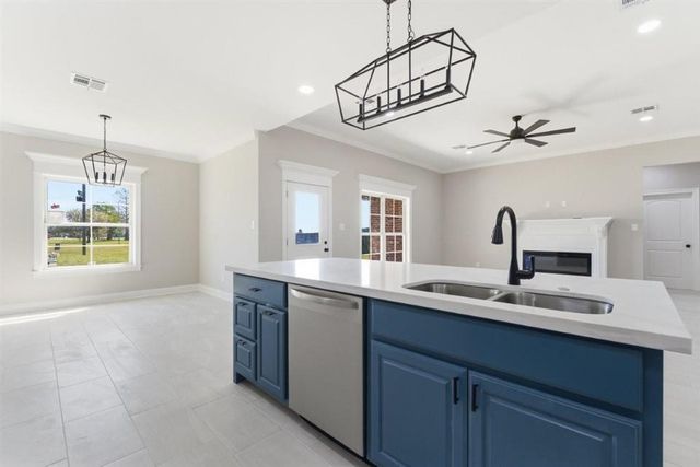 6825 Bonne Meadow Lane, Lake Charles, LA 70605