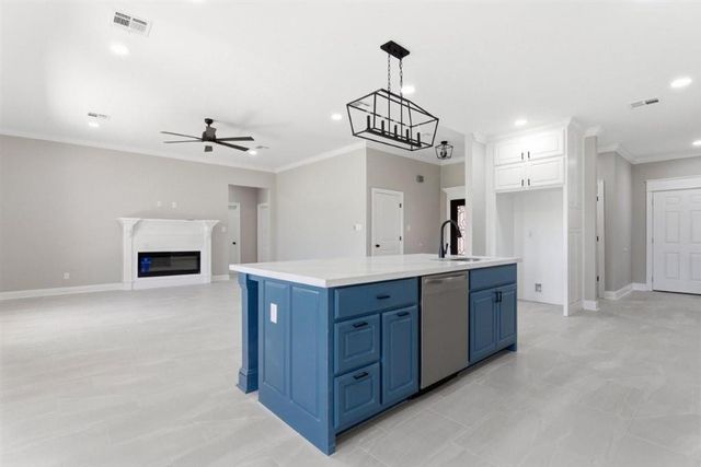 6825 Bonne Meadow Lane, Lake Charles, LA 70605