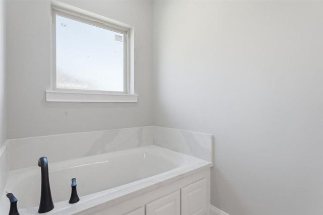 6825 Bonne Meadow Lane, Lake Charles, LA 70605