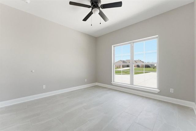 6825 Bonne Meadow Lane, Lake Charles, LA 70605