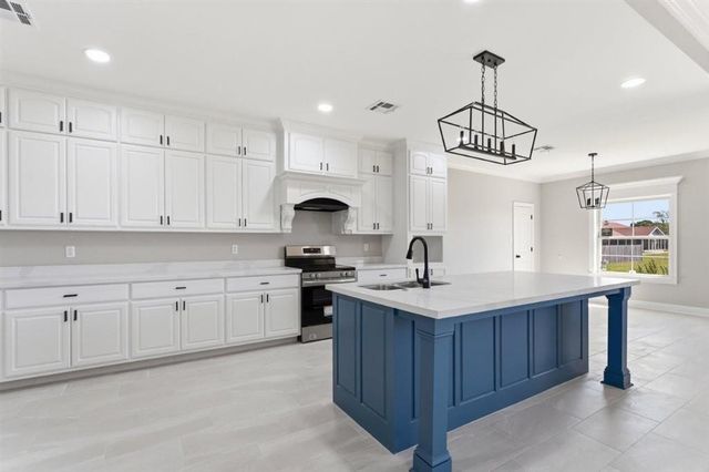 6825 Bonne Meadow Lane, Lake Charles, LA 70605