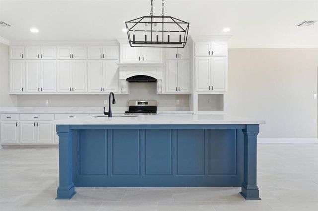 6825 Bonne Meadow Lane, Lake Charles, LA 70605