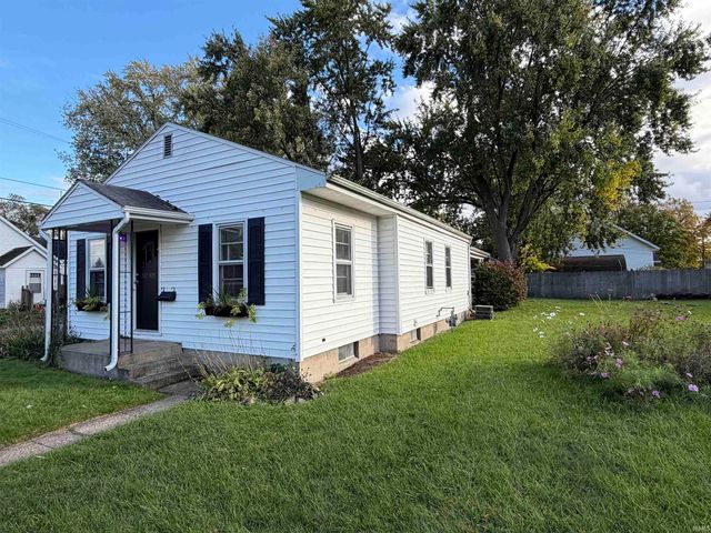 909 E Lawrence Street, Mishawaka, IN 46545