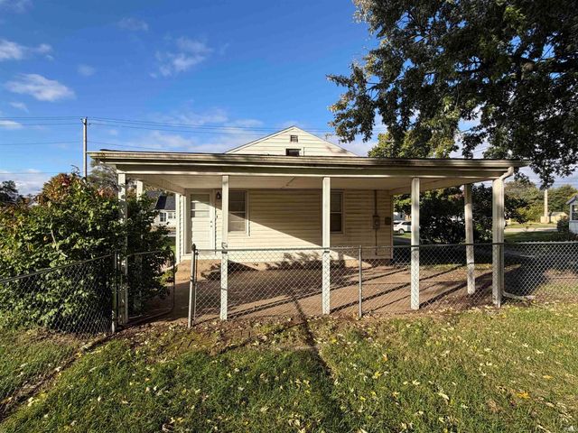 909 E Lawrence Street, Mishawaka, IN 46545