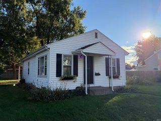 909 E Lawrence Street, Mishawaka, IN 46545