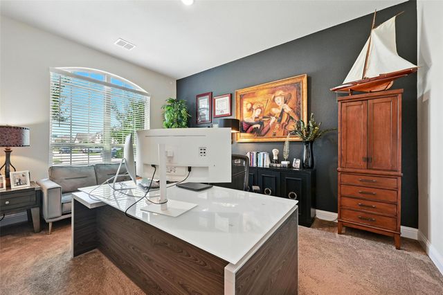 2711 Fleur De Lis Lane, Grand Prairie, TX 75054