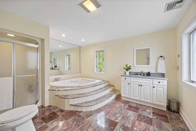 33 Justine Drive, North Haven, CT 06473