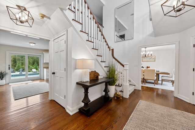 33 Justine Drive, North Haven, CT 06473