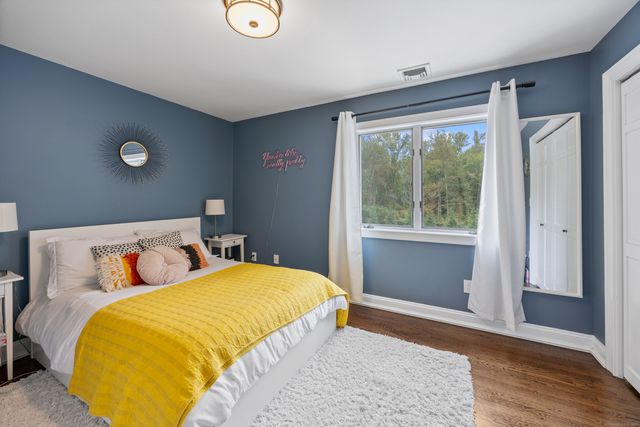 33 Justine Drive, North Haven, CT 06473