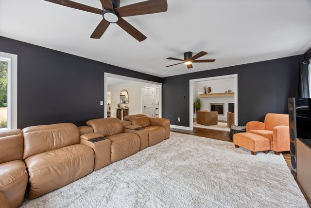 33 Justine Drive, North Haven, CT 06473