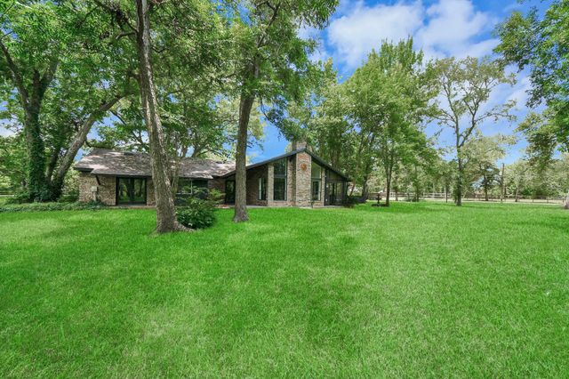 4126 Pecan Bend Drive, Richmond, TX 77406