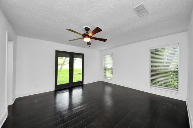 4126 Pecan Bend Drive, Richmond, TX 77406