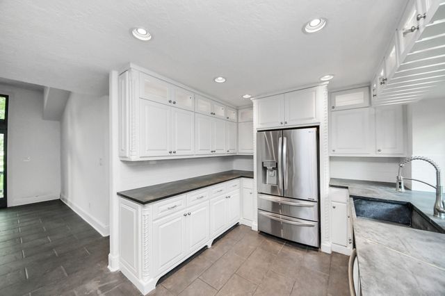 4126 Pecan Bend Drive, Richmond, TX 77406