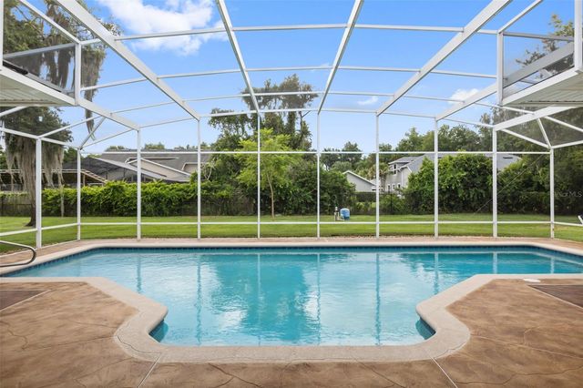 15900 ACORN CIRCLE, Tavares, FL 32778