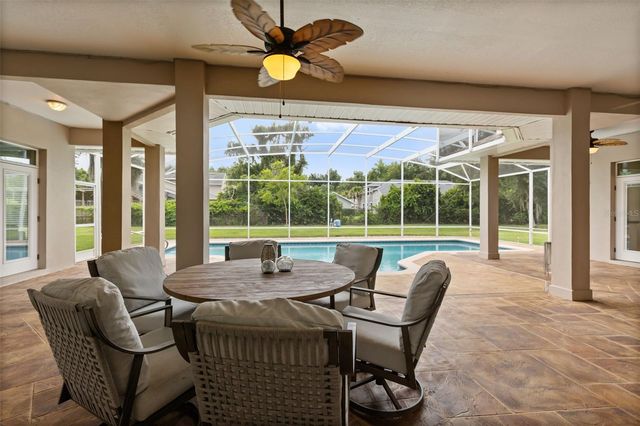 15900 ACORN CIRCLE, Tavares, FL 32778