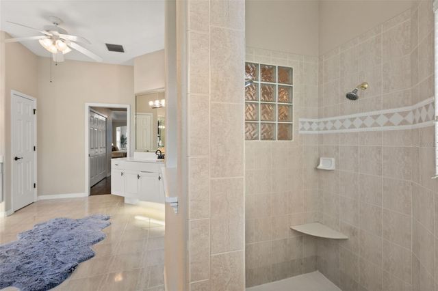 15900 ACORN CIRCLE, Tavares, FL 32778