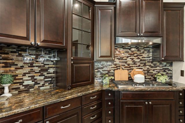 15900 ACORN CIRCLE, Tavares, FL 32778