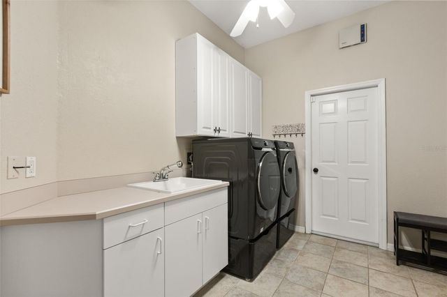 15900 ACORN CIRCLE, Tavares, FL 32778