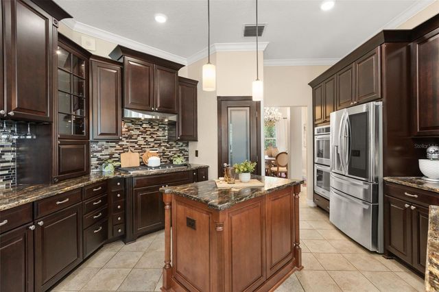 15900 ACORN CIRCLE, Tavares, FL 32778