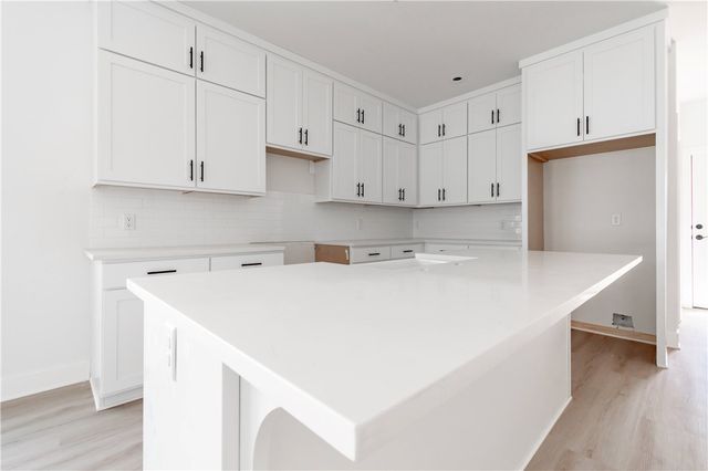 810 S Wood, Fayetteville, AR 72701